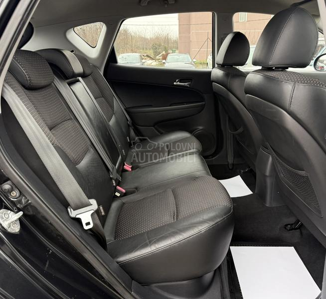 Hyundai i30 2.0 SPORT SWlSS