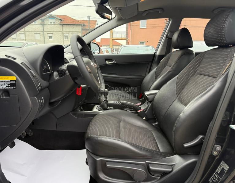 Hyundai i30 2.0 SPORT SWlSS