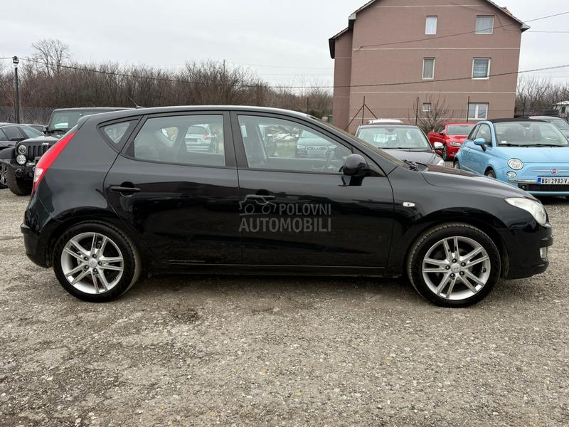 Hyundai i30 2.0 SPORT SWlSS