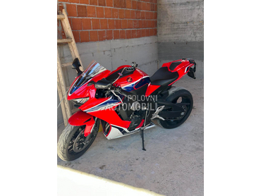 Honda cbr1000rr