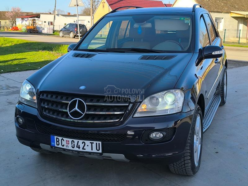 Mercedes Benz ML 320 