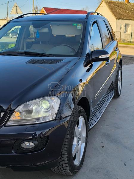 Mercedes Benz ML 320 