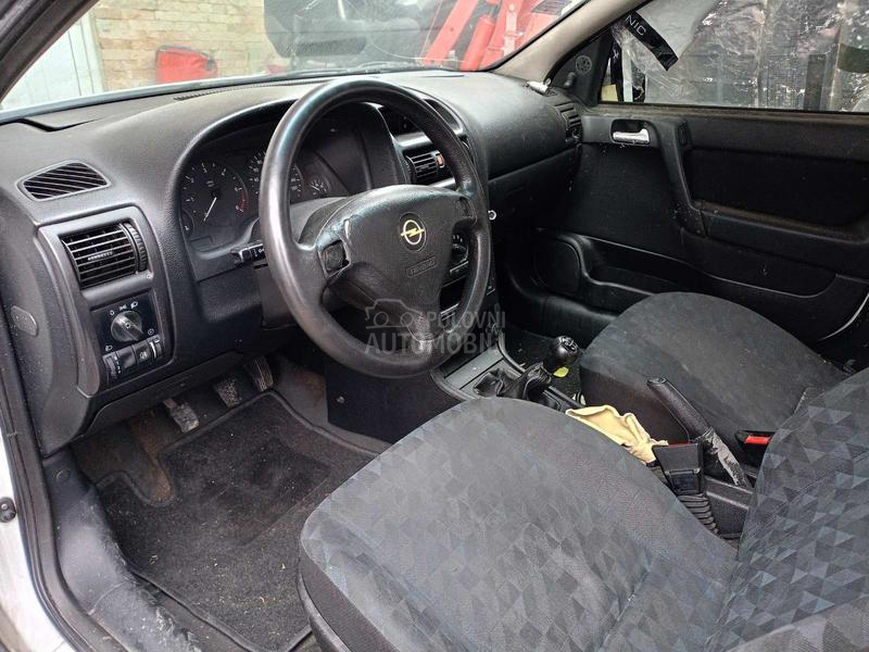Opel Astra G 