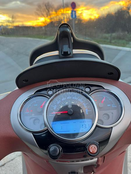 Piaggio Beverly 350ST