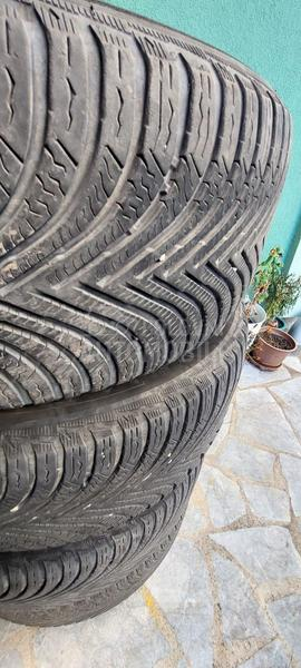 Michelin 215/55 R16 Zimska