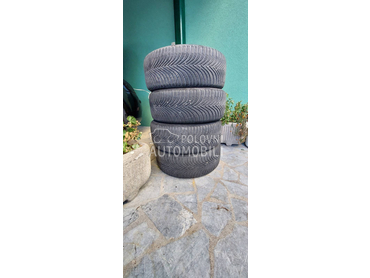 Michelin 215/55 R16 Zimska