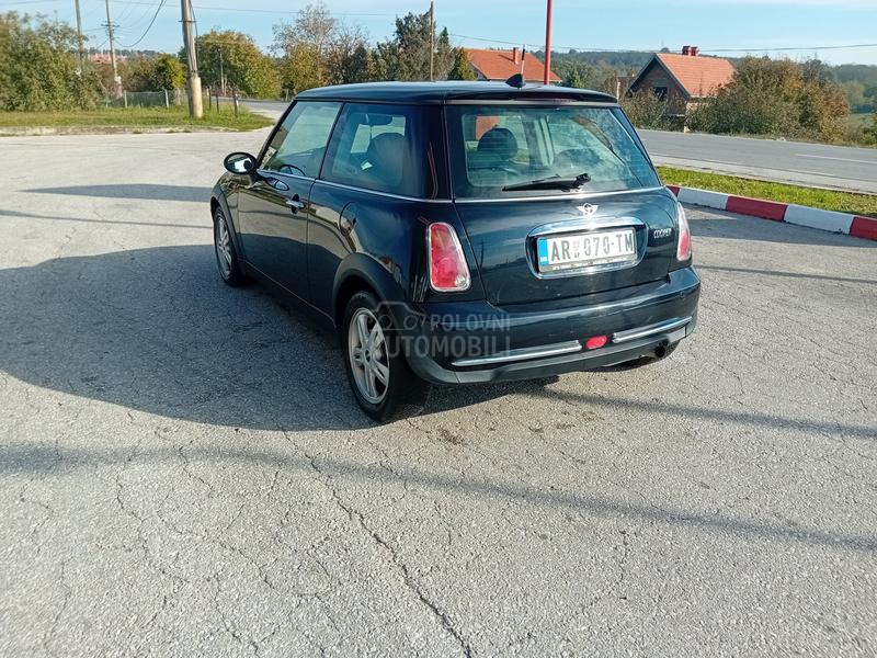 MINI Cooper 