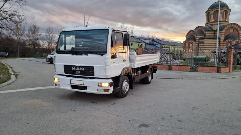 MAN L2000 8.185 4x2 LC