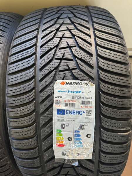 Hankook 295/40 R19 Zimska