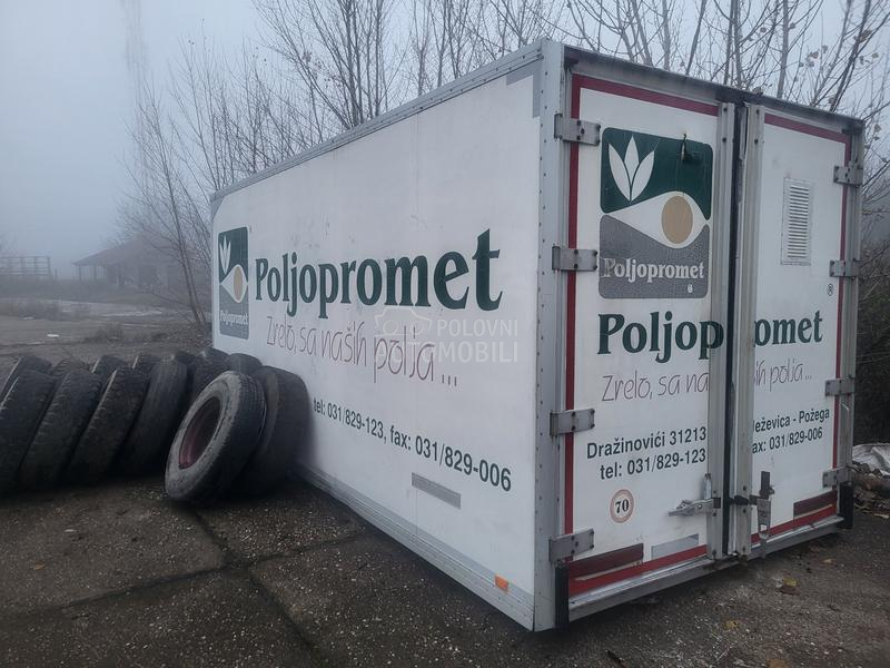 Adria hladnjaca sa termo kingom