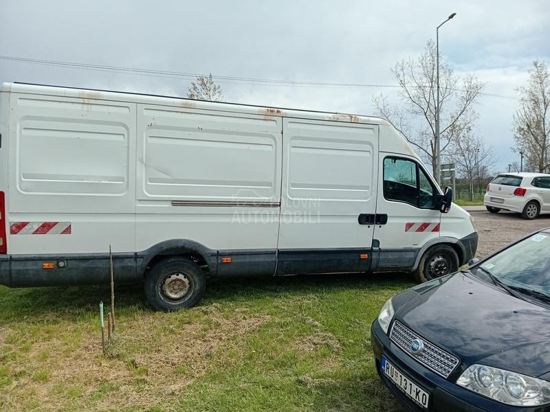 Iveco Daily maxi
