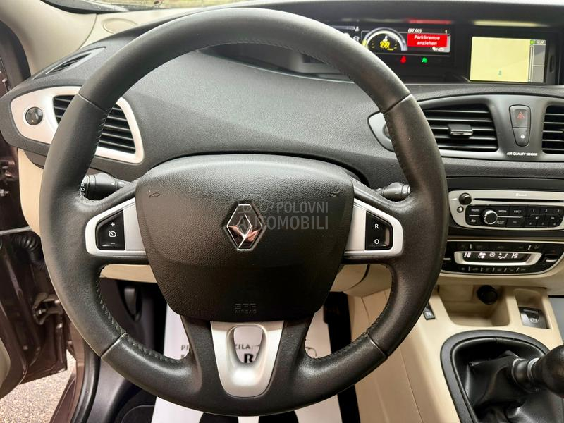 Renault Scenic 1.5 DCI