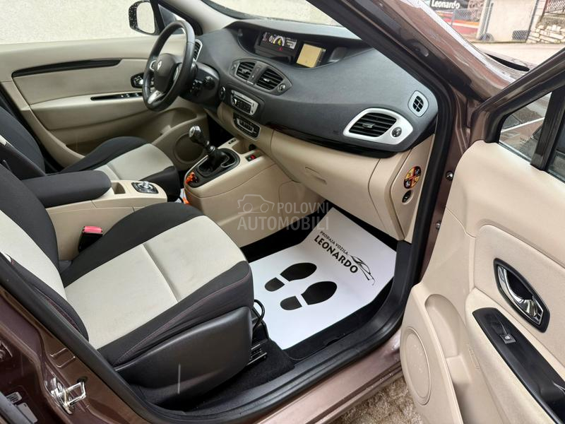 Renault Scenic 1.5 DCI