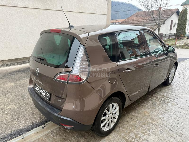 Renault Scenic 1.5 DCI