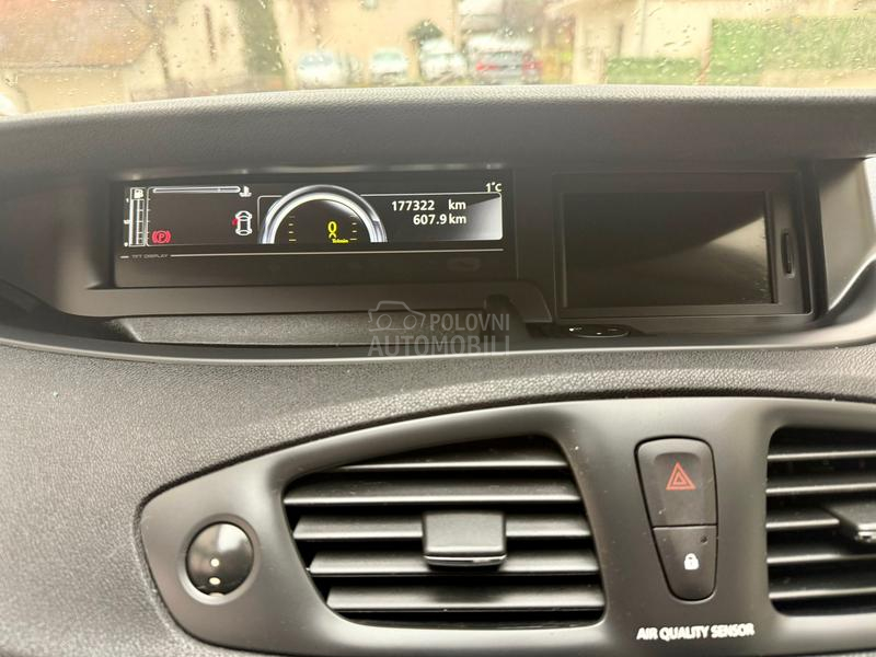 Renault Scenic 1.5 DCI