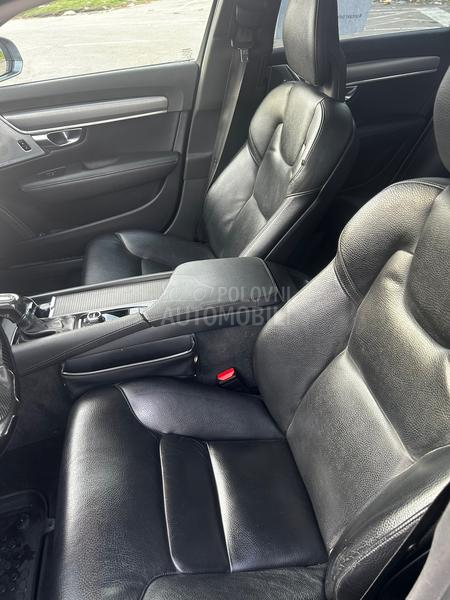 Volvo S90 D4