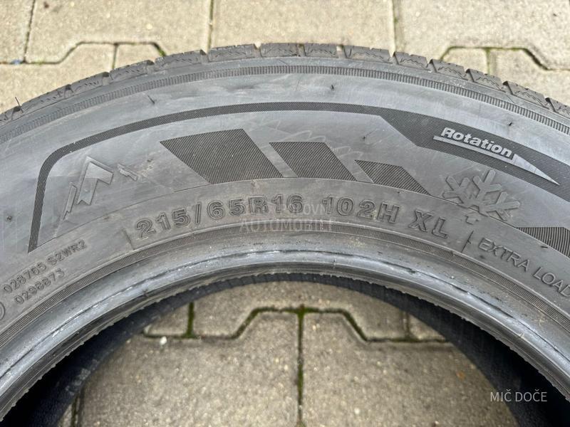 Zeetex 215/65 R16 Zimska
