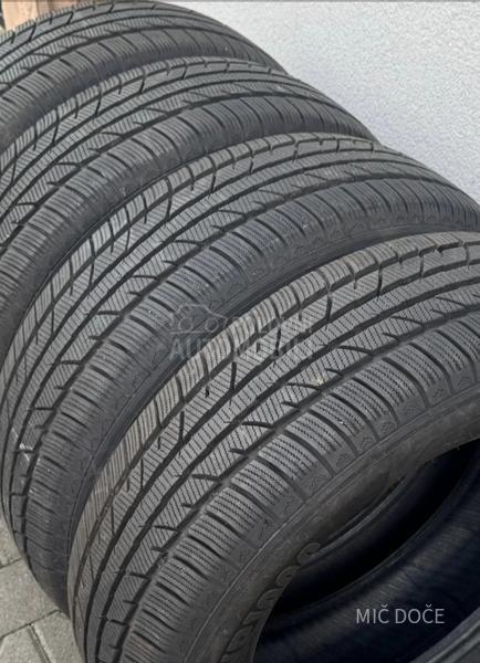 Zeetex 215/65 R16 Zimska