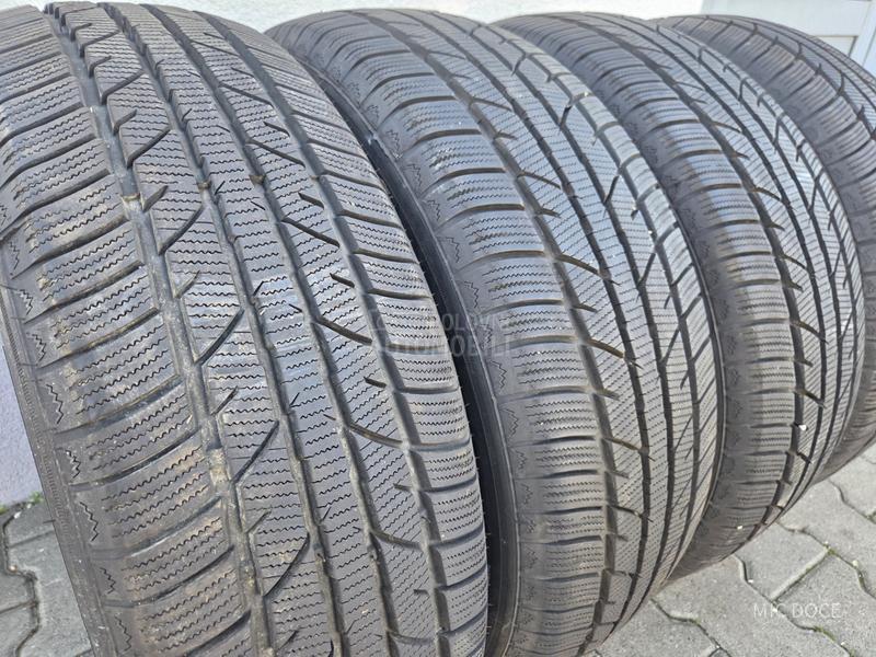 Zeetex 215/65 R16 Zimska