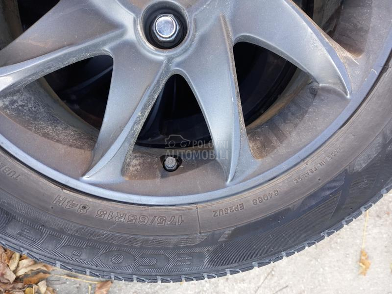 Bridgestone 175/65 R15 Letnja