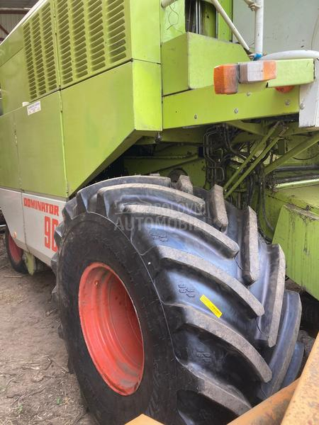 Claas dominator
