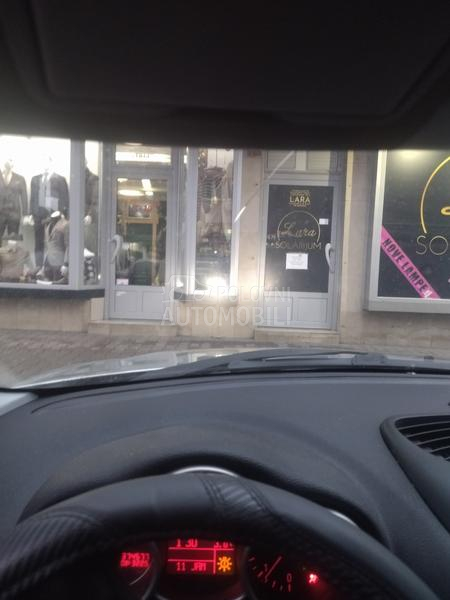 Alfa Romeo 147 jtd 16v