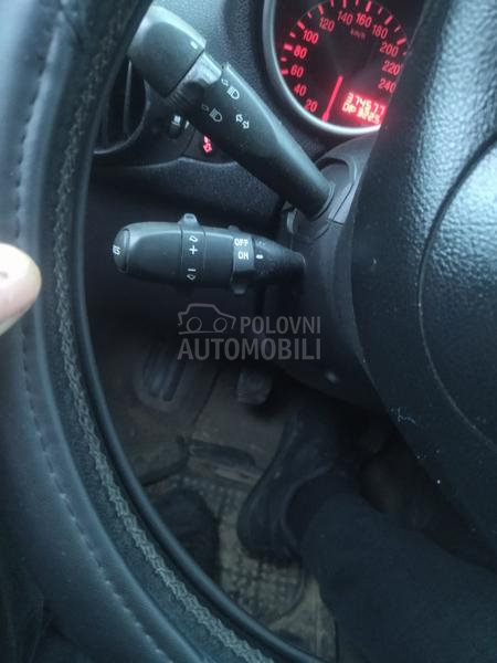 Alfa Romeo 147 jtd 16v