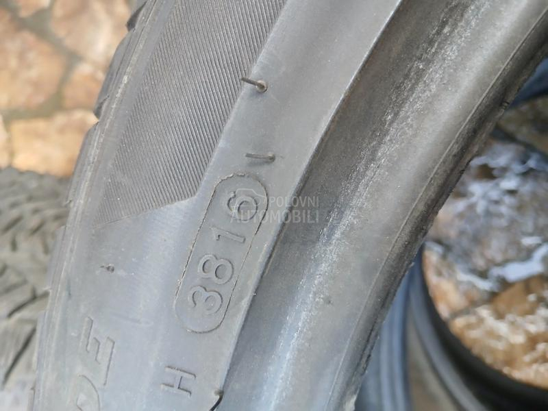 Hankook 245/40 R19 Zimska