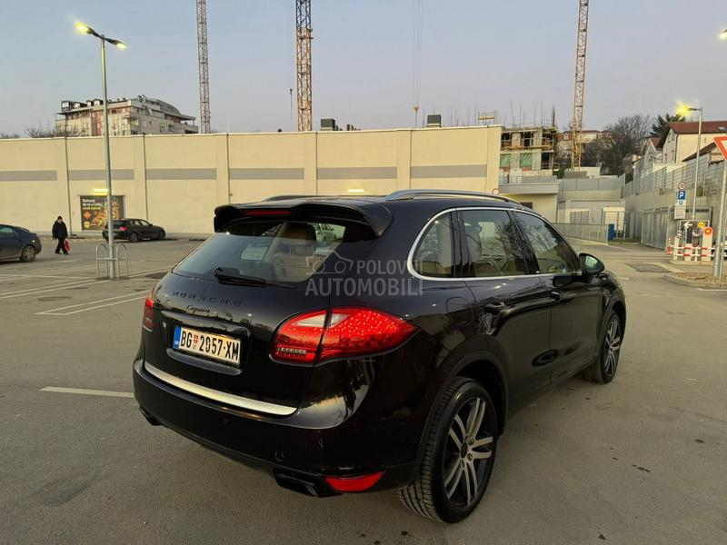 Porsche Cayenne 3.0 D