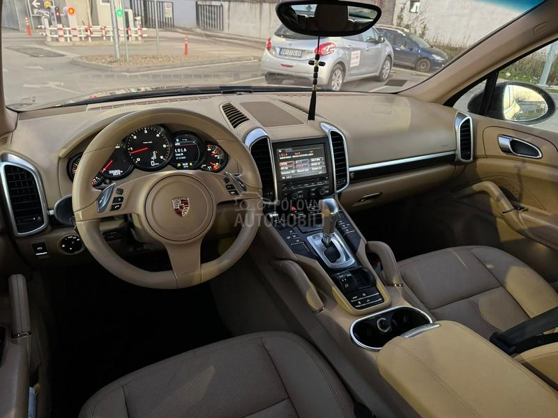 Porsche Cayenne 3.0 D