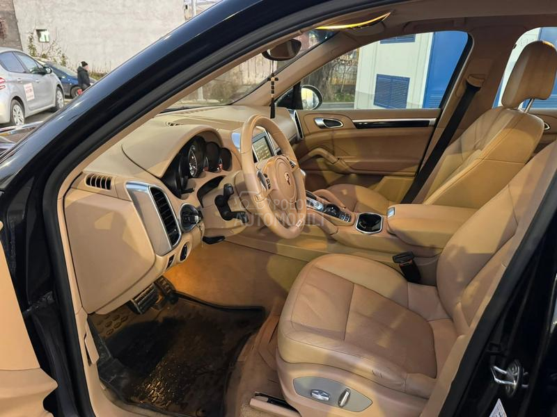 Porsche Cayenne 3.0 D