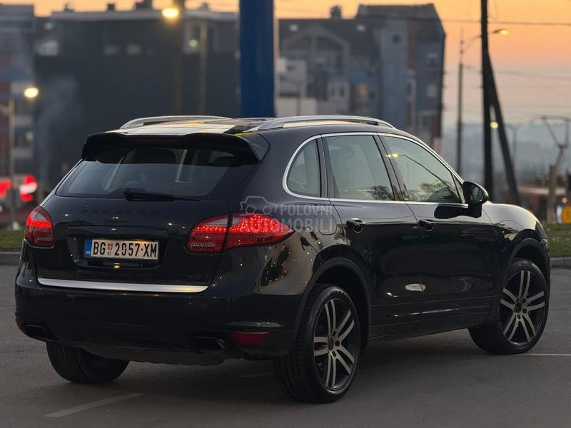 Porsche Cayenne 3.0 D