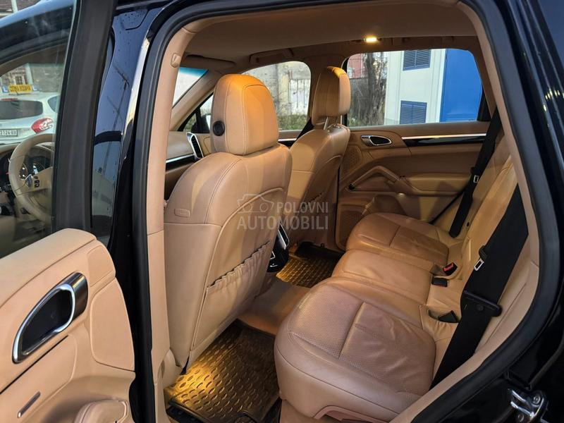 Porsche Cayenne 3.0 D