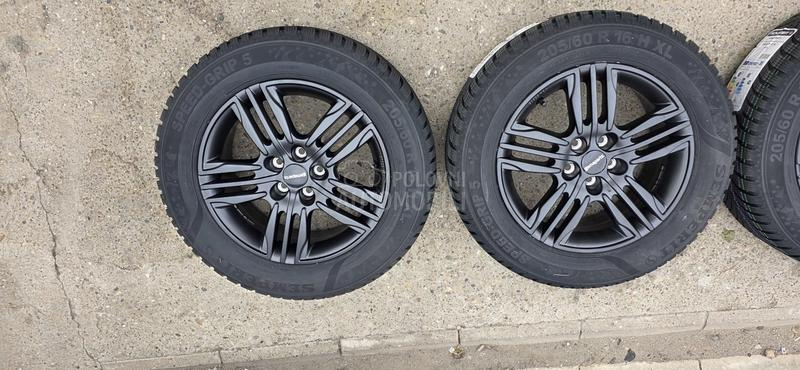 Semperit 205/60 R16 Zimska