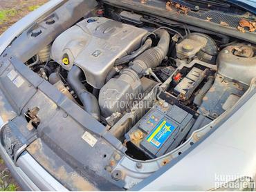 Poklopac motora za Peugeot 607