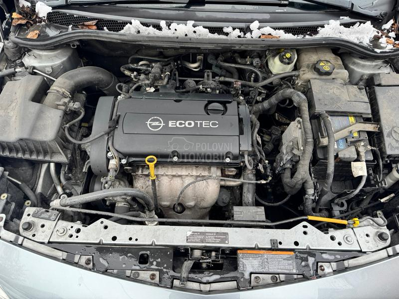 Opel Astra J 1.6