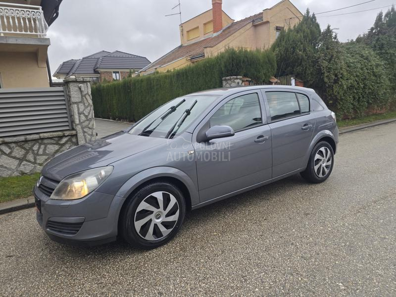 Opel Astra H 1.6 b