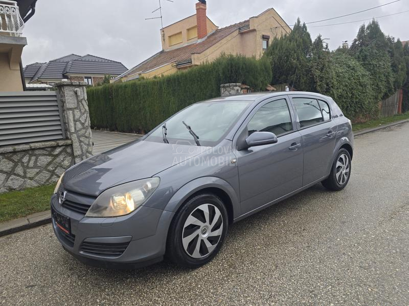 Opel Astra H 1.6 b