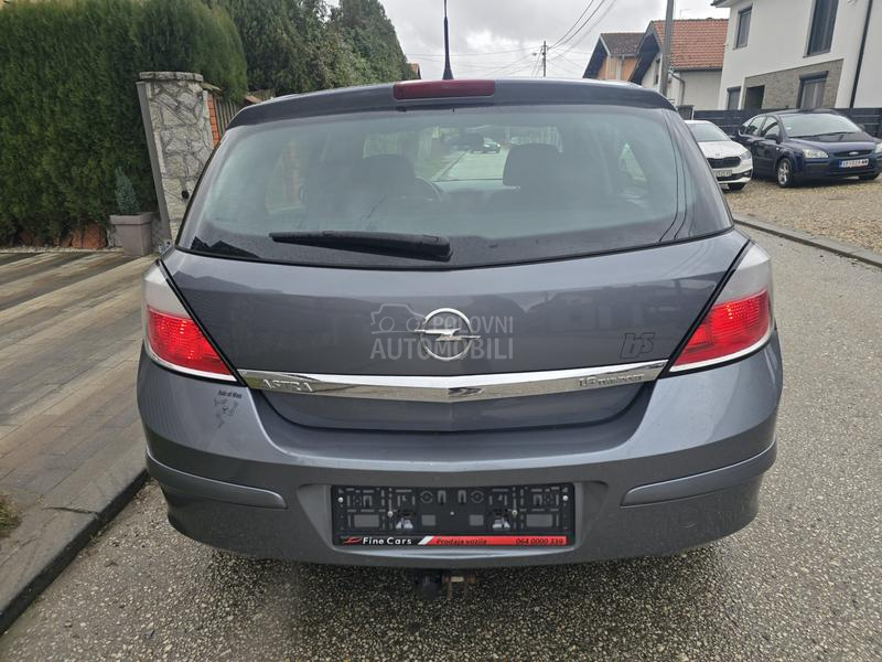 Opel Astra H 1.6 b