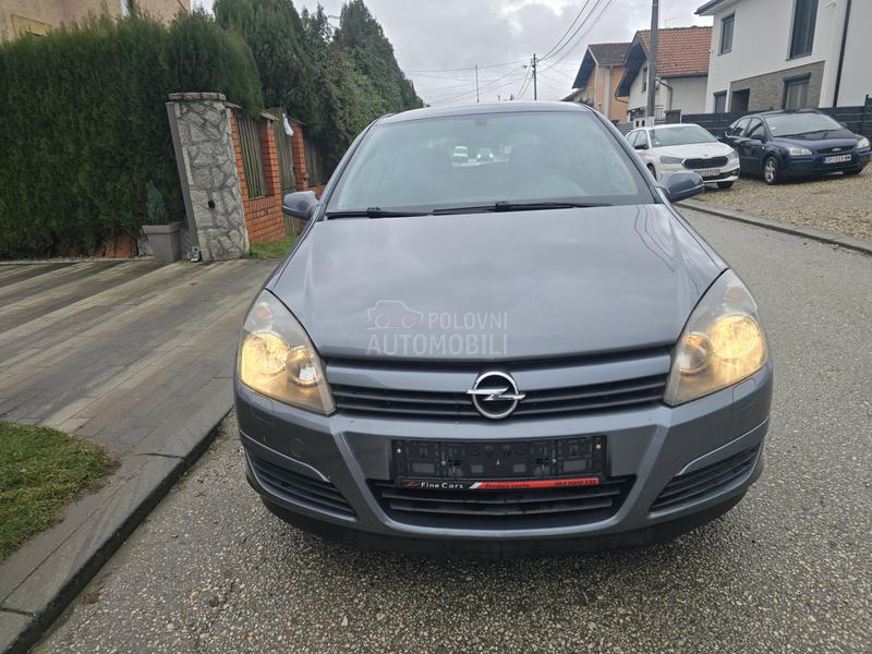 Opel Astra H 1.6 b