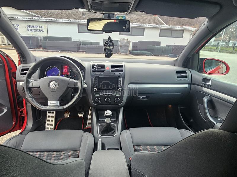 Volkswagen Golf 5 GTI