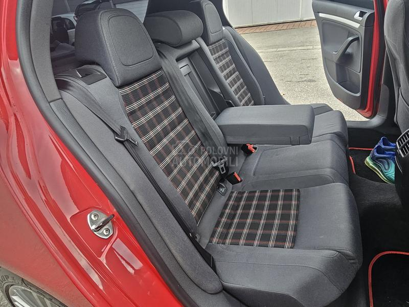 Volkswagen Golf 5 GTI