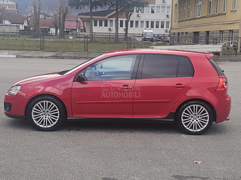 Volkswagen Golf 5 GTI