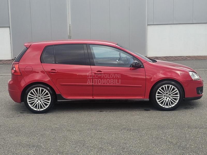 Volkswagen Golf 5 GTI