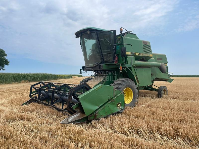 John Deere 1169