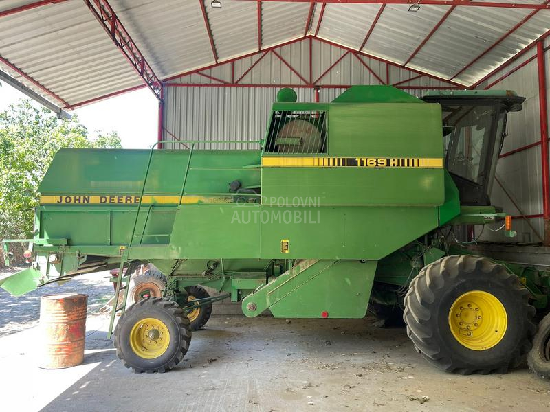 John Deere 1169