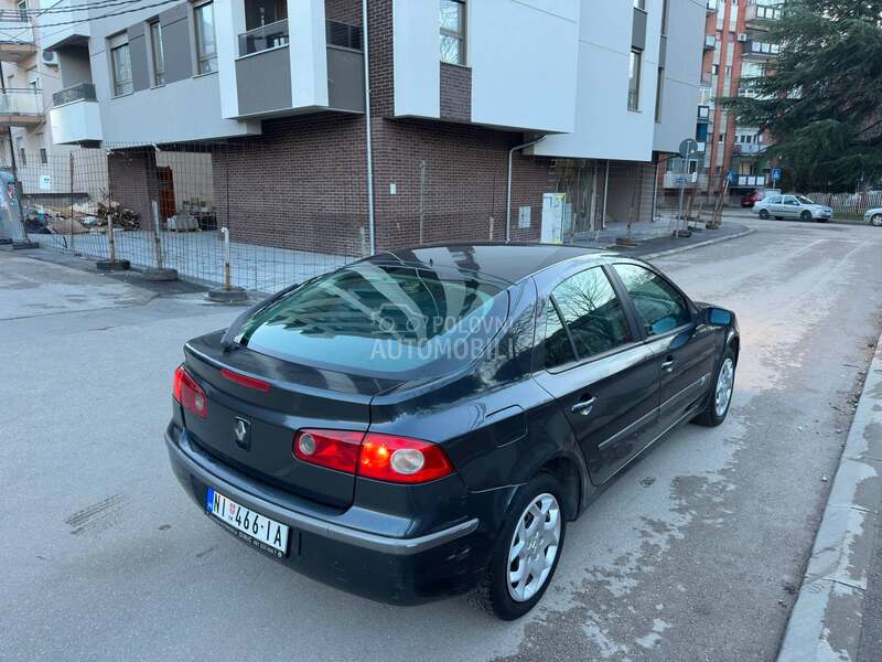 Renault Laguna R e s t a y l i n g