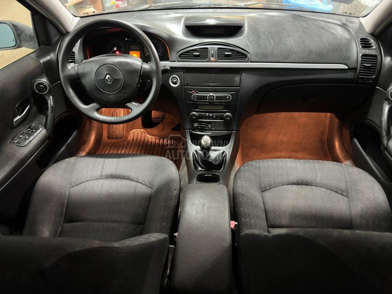 Renault Laguna R e s t a y l i n g