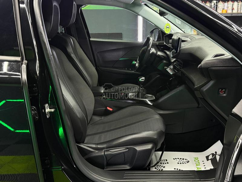 Peugeot 2008 1.2B/ALLURE/VIRTU