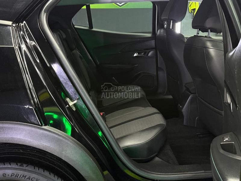 Peugeot 2008 1.2B/ALLURE/VIRTU